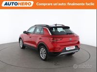 Usata VW T-Roc Life 115 CV (84 kW) 2022 Rosso SUV