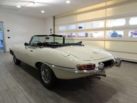 Usata Jaguar E-Type R 256 CV (188 kW) 1968 Bianco Cabrio