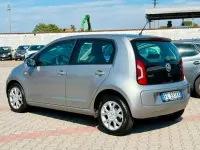 Usata VW up! Move 60 CV (44 kW) 2016 Argento Utilitaria
