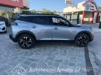 Usata Peugeot 2008 Allure 101 CV (74 kW) 2022 Bianco SUV