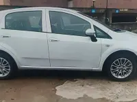 Usata Fiat Punto Lounge 77 CV (56 kW) 2017 Grigio Utilitaria