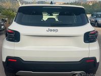 Usata Jeep Avenger Altitude 100 CV (73 kW) 2024 Bianco SUV