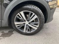 Usata Peugeot 3008 Allure 131 CV (96 kW) 2022 Nero SUV