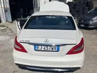 Usata Mercedes CLS350 286 CV (210 kW) 2011 Bianco Coupé