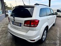Usata Fiat Freemont Urban 170 CV (125 kW) 2015 Bianco SUV