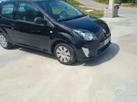 Usado Renault Twingo Dynamique 58 CV (42 kW) 2009 Negro Utilitario