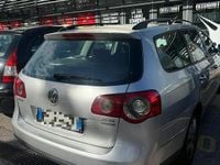 Usata VW Passat 116 CV (85 kW) 2006 Grigio Station wagon