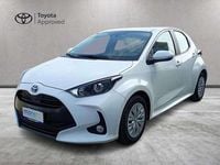 Usata Toyota Yaris Hybrid Active 92 CV (67 kW) 2023 Bianco Utilitaria