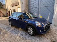 Usata Mini Cooper D Business 116 CV (85 kW) 2016 Blu/azzurro Utilitaria