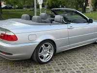 Usata BMW 325 Cabriolet Efficient Dynamics 192 CV (141 kW) 2003 Argento Cabrio