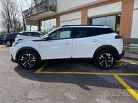 Usata Peugeot 2008 Allure 101 CV (74 kW) 2022 Bianco SUV