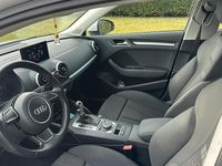 Usata Audi A3 Ambition 105 CV (77 kW) 2014 Bianco Berlina