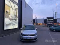Usata VW Touran Comfortline 105 CV (77 kW) 2014 Grigio Monovolume