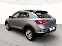 Usata VW T-Roc Life 150 CV (110 kW) 2024 Pyrit silver metallizzato nero SUV