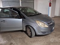 Usata Opel Corsa 75 CV (55 kW) 2007 Grigio Utilitaria