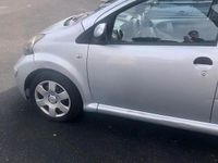 Usata Toyota Aygo 68 CV (50 kW) 2008 Grigio Utilitaria