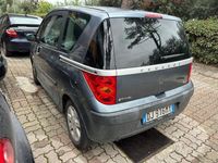 Occasion Peugeot 1007 68 PK (50 kW) 2007 Grijs MPV
