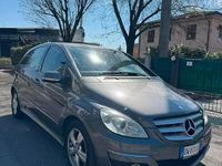 Usata Mercedes B200 Chrome 140 CV (102 kW) 2009 Grigio Monovolume