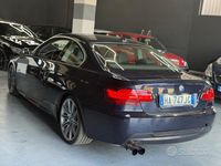 Usata BMW 325 M Sport 218 CV (160 kW) 2006 Blu Coupé
