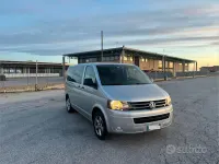 Usata VW Multivan 140 CV (102 kW) 2010 Grigio Monovolume
