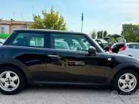 Usata Mini Cooper 98 CV (72 kW) 2011 Nero Utilitaria