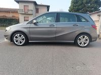 Usata Mercedes B180 109 CV (80 kW) 2016 Grigio Monovolume