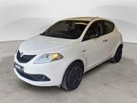 Usata Lancia Ypsilon Silver 71 CV (52 kW) 2021 Bianco Utilitaria