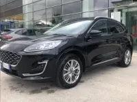 Usata Ford Kuga Vignale 225 CV (165 kW) 2023 Agate black (metallizzato) SUV