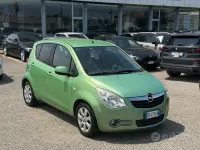 Usata Opel Agila Enjoy 86 CV (63 kW) 2009 Verde Utilitaria