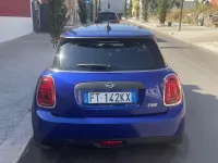 Usata Mini ONE 102 CV (75 kW) 2019 Blu/azzurro Utilitaria