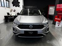 Usata VW T-Roc Life 150 CV (110 kW) 2022 Grigio SUV
