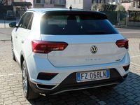 Usata VW T-Roc Business 150 CV (110 kW) 2019 Bianco SUV