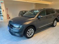 Usata VW Tiguan R-line 149 CV (109 kW) 2020 Grigio SUV