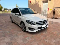 Usata Mercedes B200 136 CV (100 kW) 2017 Bianco Utilitaria