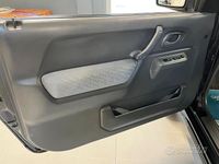 Usata Suzuki Jimny 80 CV (58 kW) 2002 Grigio SUV