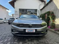 Usata VW Passat Alltrack 200 CV (147 kW) 2022 Argento Station wagon