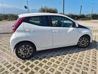 Usata Toyota Aygo 69 CV (50 kW) 2021 Bianco Utilitaria