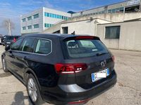 Usata VW Passat Business 150 CV (110 kW) 2022 Grigio Station wagon