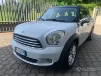 Usata Mini Cooper D Countryman 111 CV (81 kW) 2010 Bianco SUV