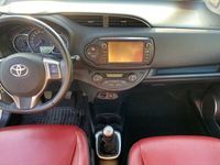 usata Toyota Yaris 1.0 5 porte Lounge del 2014 usata a Cremona