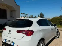 Usata Alfa Romeo Giulietta 105 CV (77 kW) 2015 Bianco Utilitaria