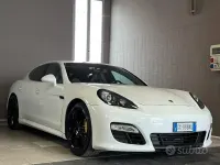 Usata Porsche Panamera Turbo S 550 CV (404 kW) 2011 Bianco Utilitaria
