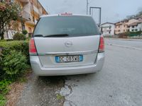 usata Opel Zafira 1.9 tdi.7 posti