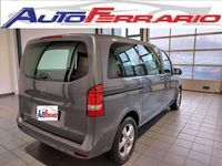 Usata Mercedes V220 163 CV (119 kW) 2022 Argento Monovolume