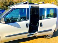 Begagnad Fiat Doblò Active 105 HK (77 kW) 2011 Vit Minibuss