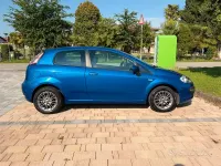 Usata Fiat Punto Evo 77 CV (56 kW) 2011 Bluazzurro Utilitaria