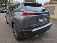 Usata Peugeot 2008 Allure 131 CV (96 kW) 2022 Grigio SUV