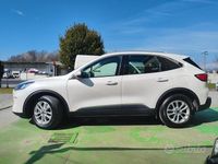 Usata Ford Kuga Titanium 120 CV (88 kW) 2021 Bianco SUV