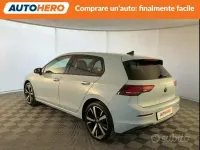 Begagnad VW Golf VIII Edition 116 HK (85 kW) 2024 Blå Sedan
