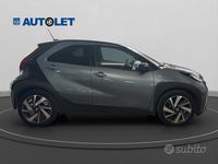 Usata Toyota Aygo X Lounge 72 CV (52 kW) 2025 Verde SUV